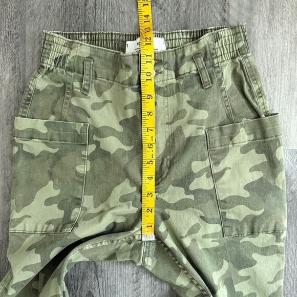 Hollister Camo Jogger Ultra High Rise Banded Ankle Pants Small - Picture 10 of 12